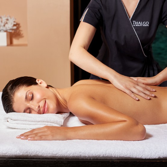 Massage Délassant du Dos Massage Délassant du Dos